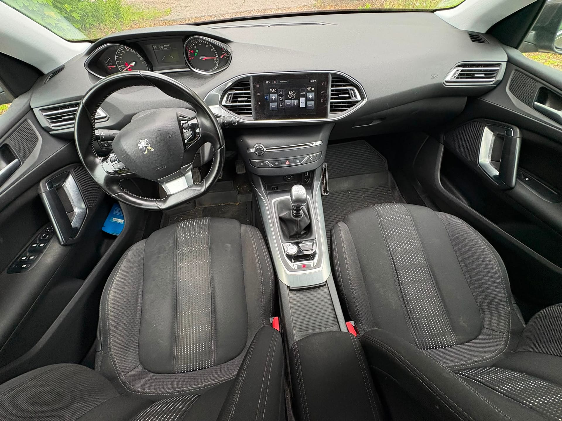 Peugeot 308 – kuva 9