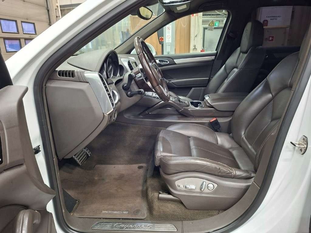 Porsche Cayenne – kuva 10