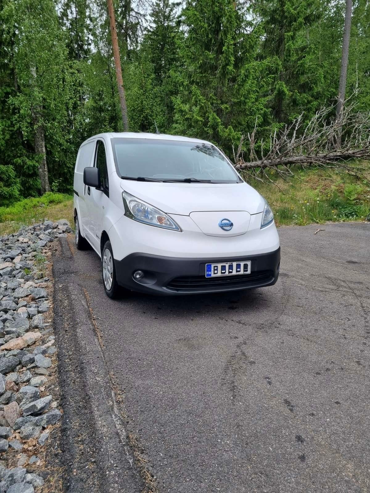Nissan E-NV200