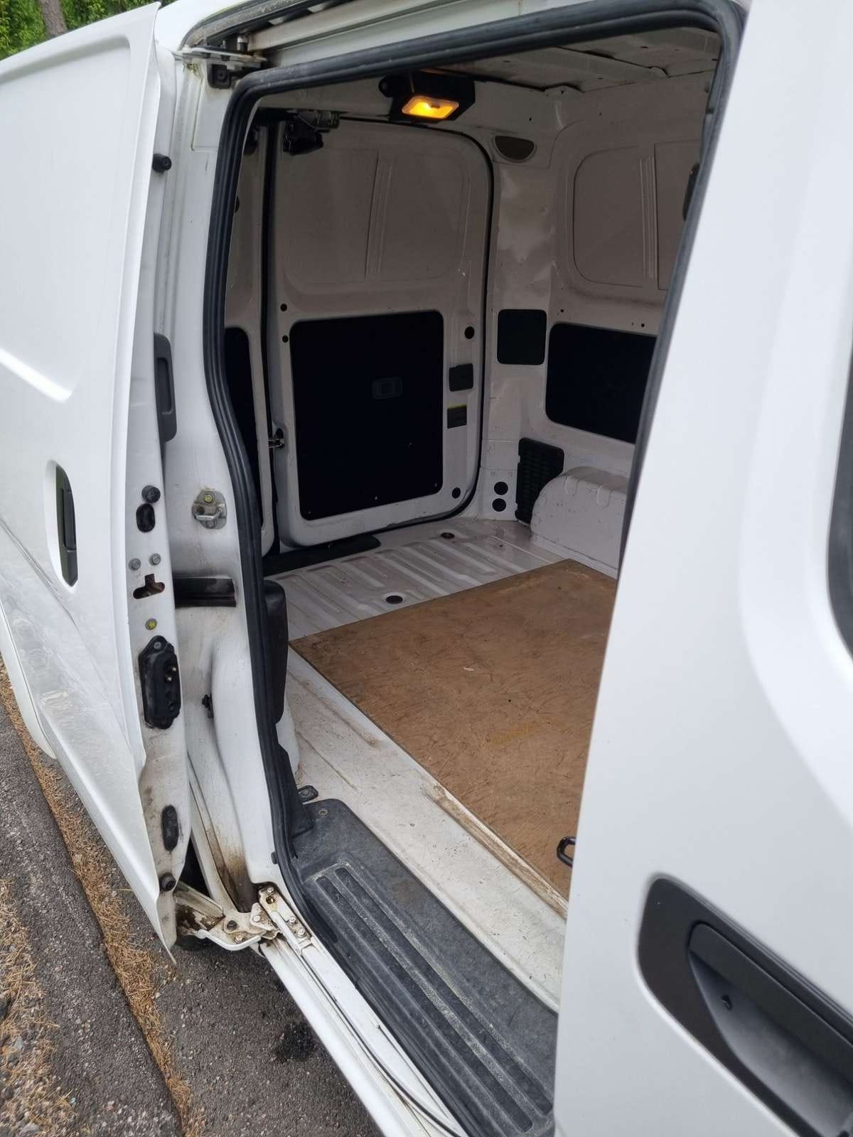 Nissan E-NV200 – kuva 7