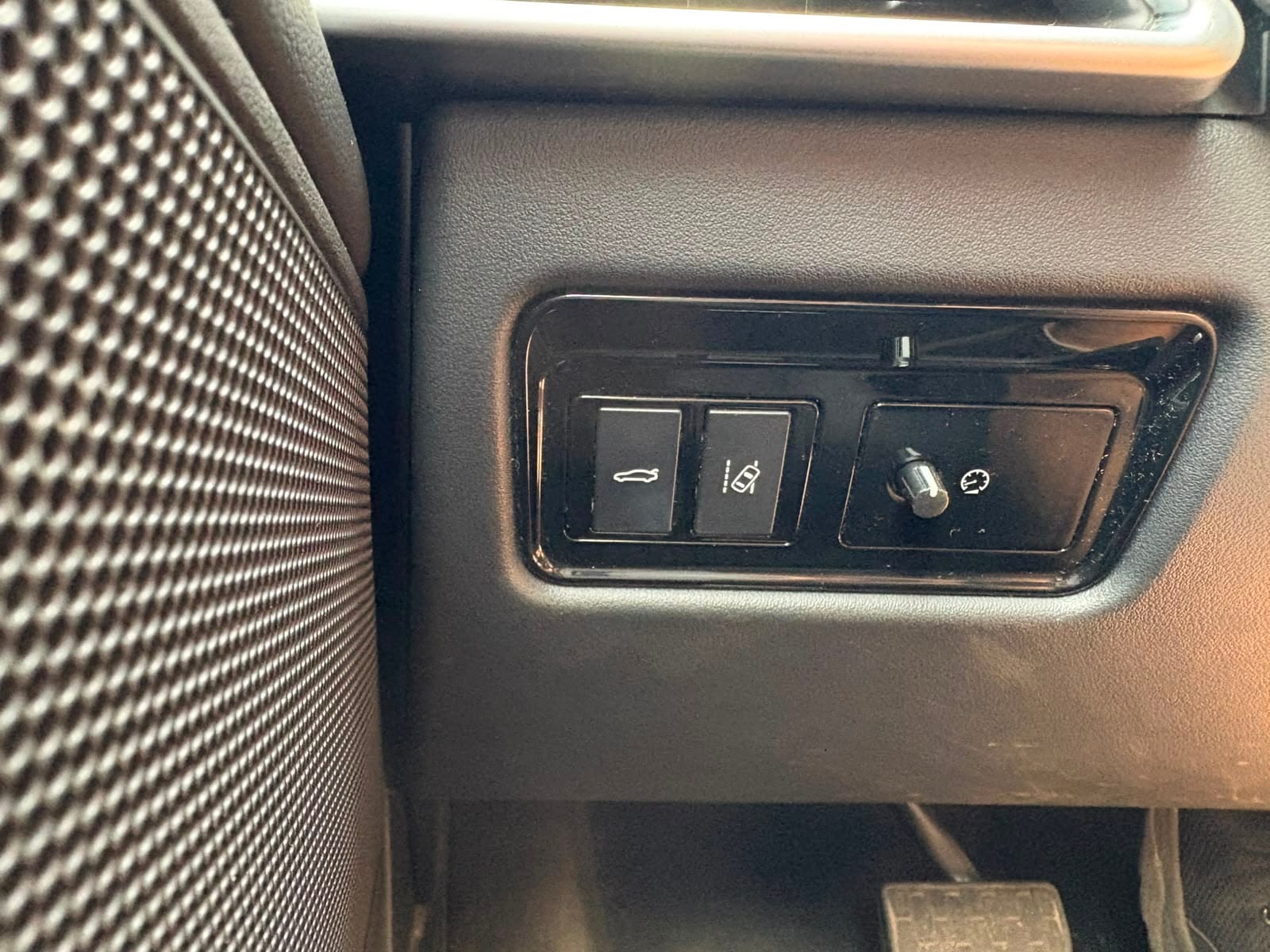 Jaguar XE – kuva 14