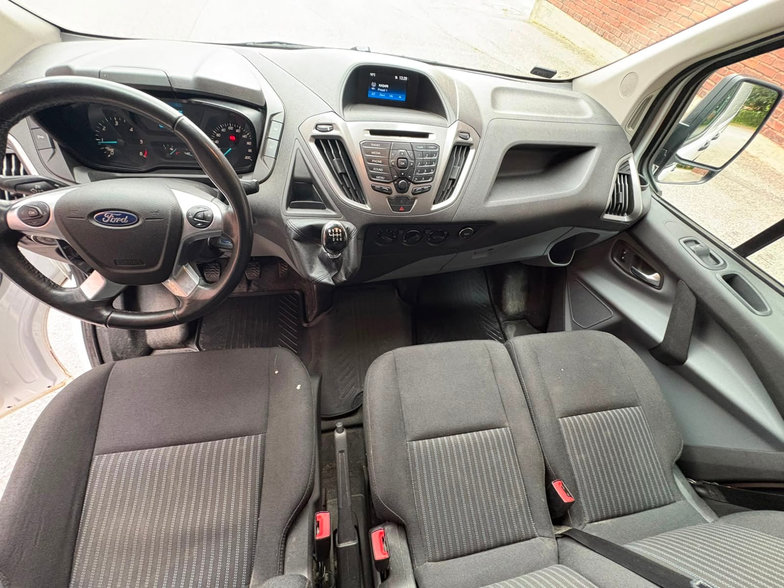 Ford Transit Custom – kuva 11