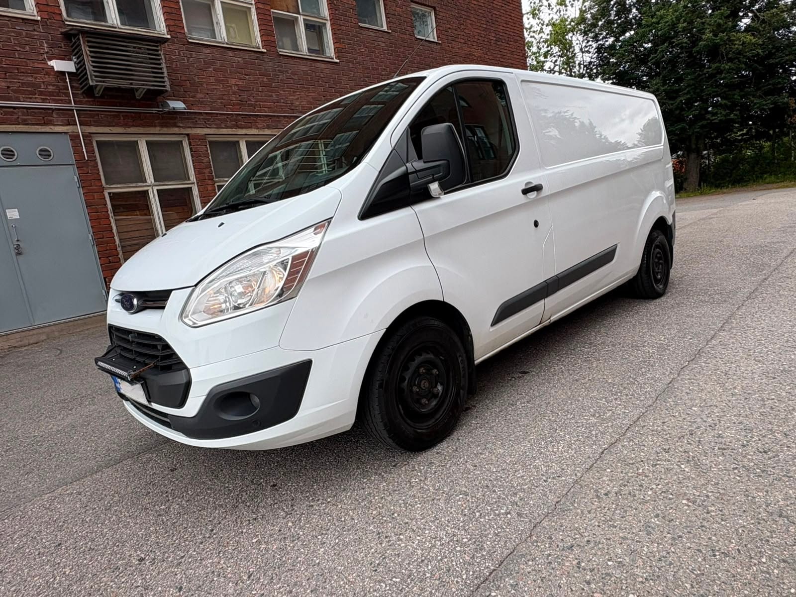 Ford Transit Custom – kuva 4