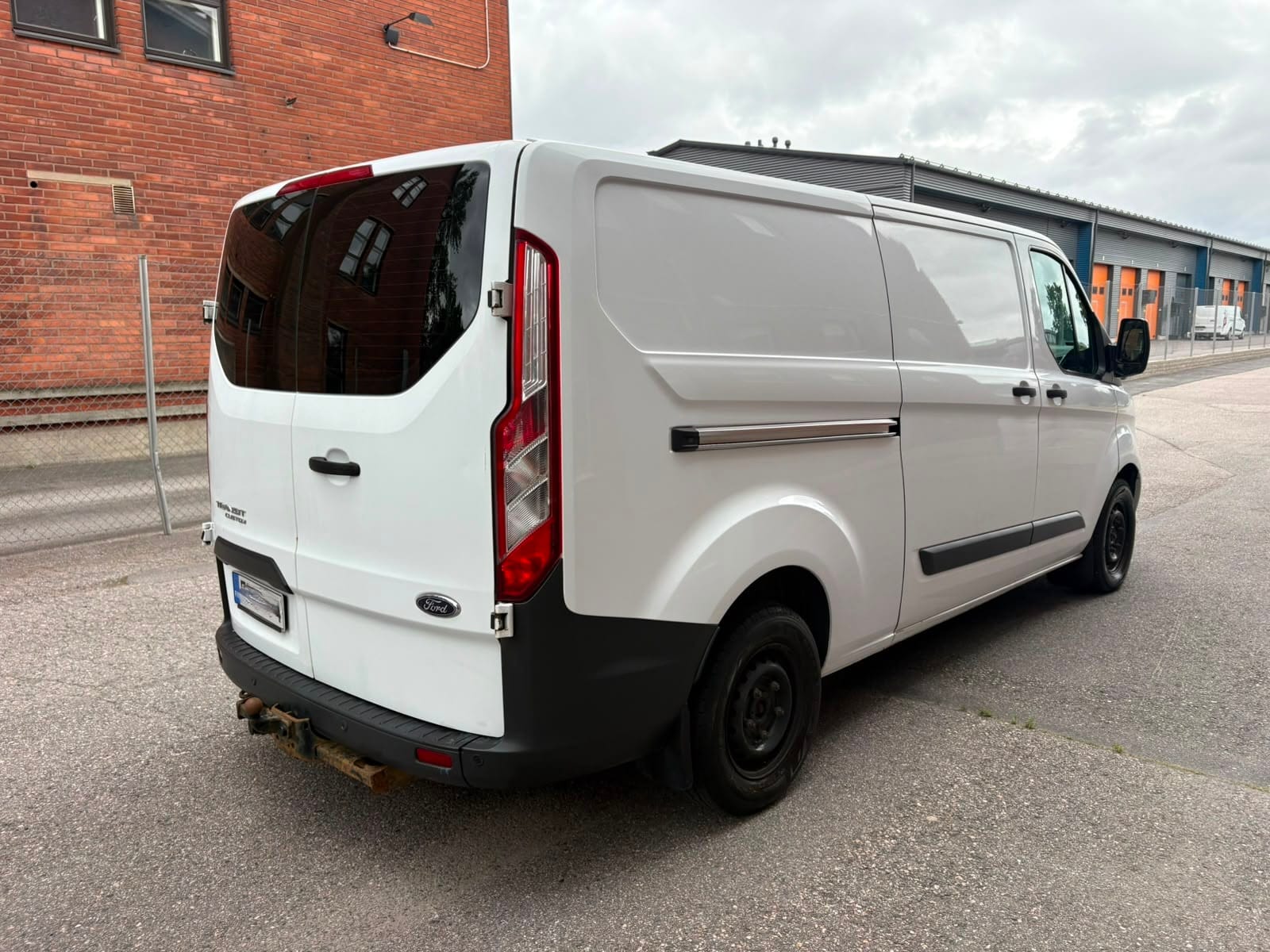 Ford Transit Custom – kuva 8